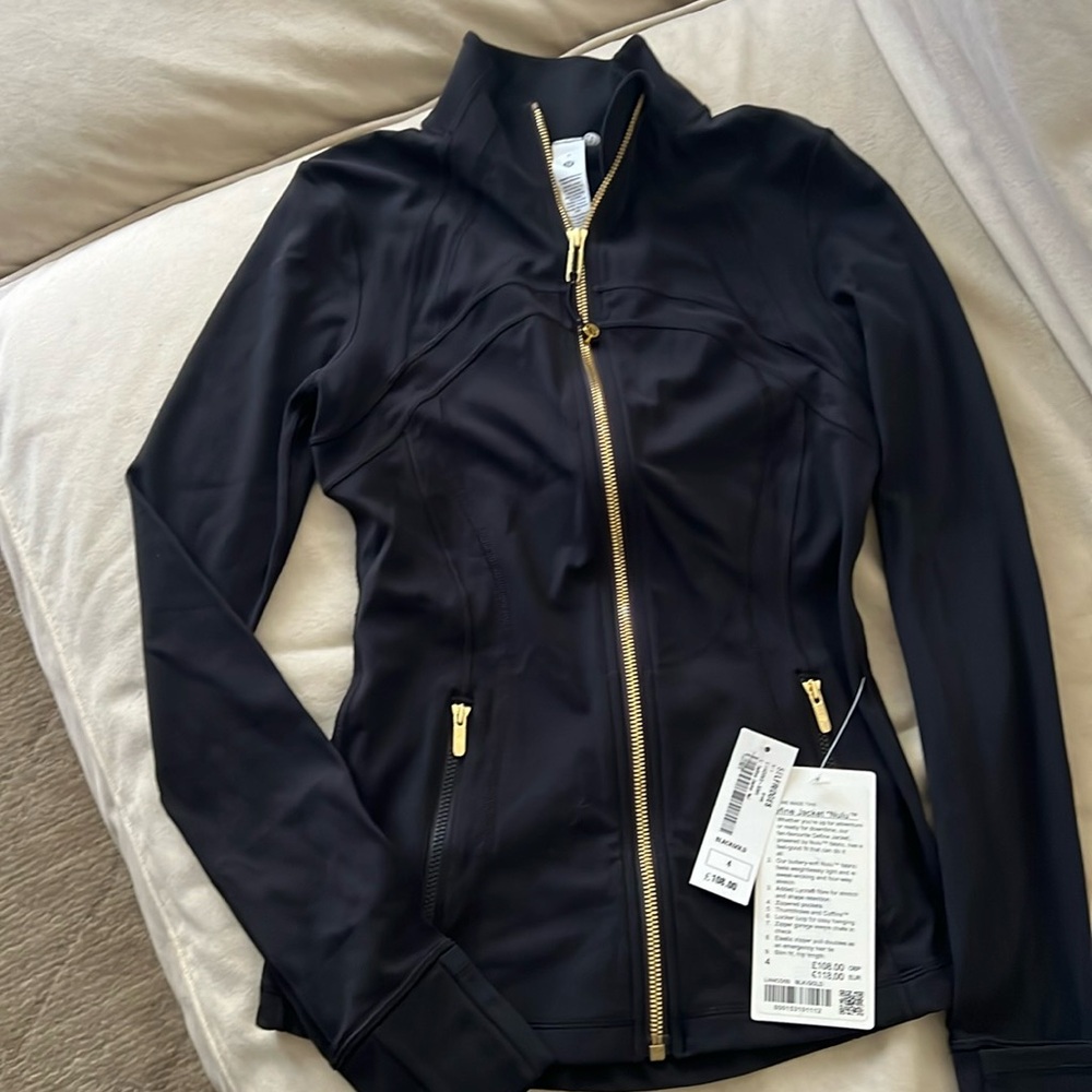 Lululemon Define 4 Nulu Jacket Black Gold